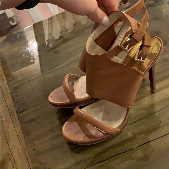 Michael Kors heels - Picture 3 of 4